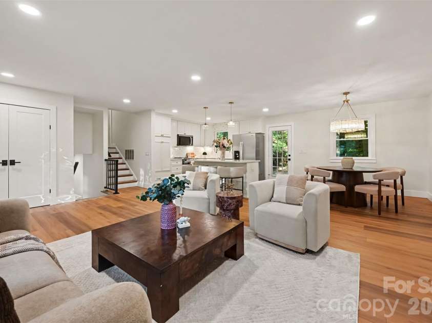 1412 Rama Road, Charlotte, NC 28211.  MLS# CAR4434818, YatesRealty ID 22266. 