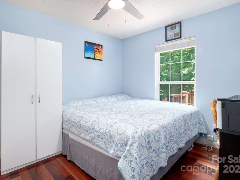 178 Susanna Cove Road, Mars Hill, NC 28754.  MLS# CAR4267675, YatesRealty ID 22266. Front Guest Room