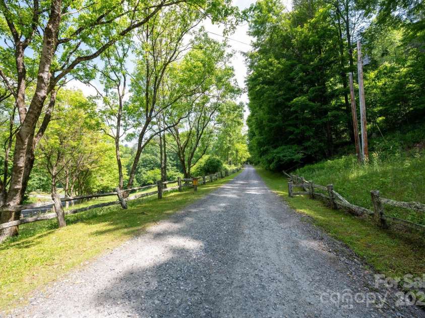 178 Susanna Cove Road, Mars Hill, NC 28754.  MLS# CAR4267675, YatesRealty ID 22266. Picturesque Approach to the Home