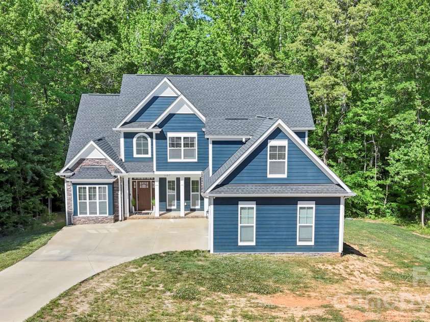 1607 Freemont Drive, Alexis, NC 28006.  MLS# CAR4368958, YatesRealty ID 22268. 