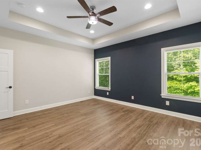 1607 Freemont Drive, Alexis, NC 28006.  MLS# CAR4368958, YatesRealty ID 22268. 