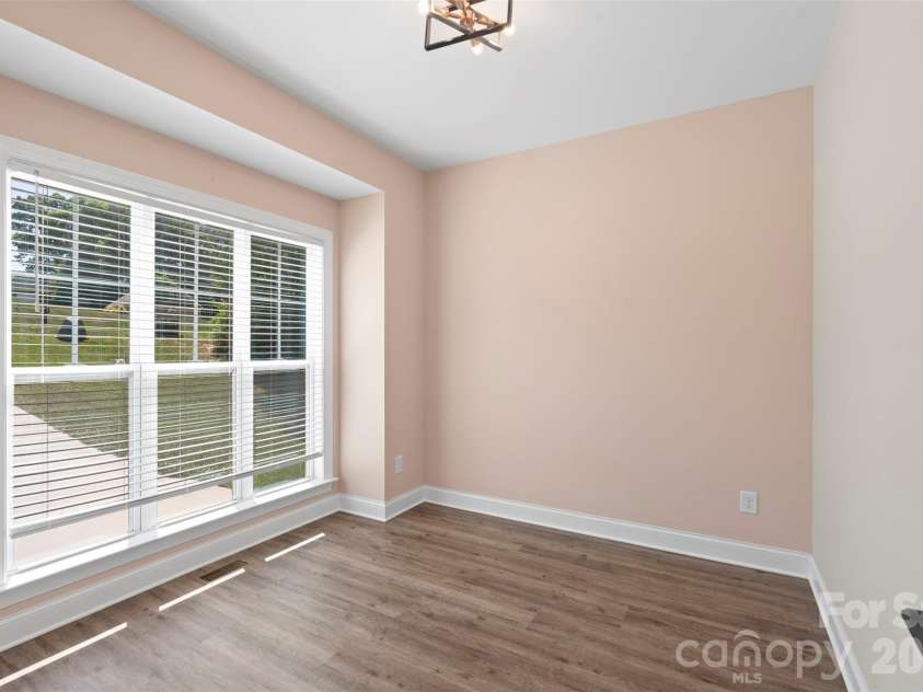 1607 Freemont Drive, Alexis, NC 28006.  MLS# CAR4368958, YatesRealty ID 22268. 