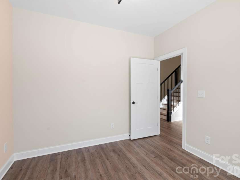 1607 Freemont Drive, Alexis, NC 28006.  MLS# CAR4368958, YatesRealty ID 22268. 