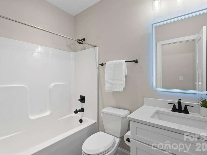 1607 Freemont Drive, Alexis, NC 28006.  MLS# CAR4368958, YatesRealty ID 22268. 