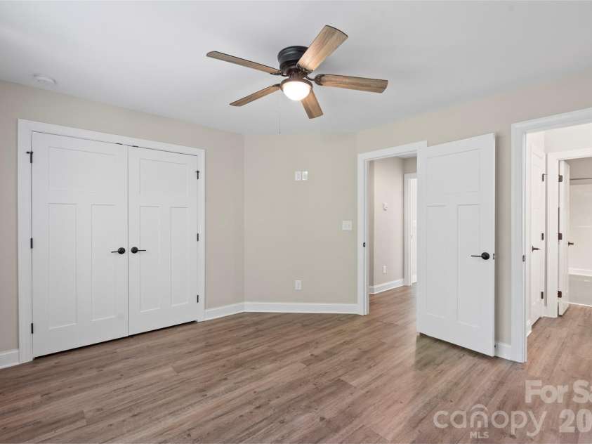 1607 Freemont Drive, Alexis, NC 28006.  MLS# CAR4368958, YatesRealty ID 22268. 