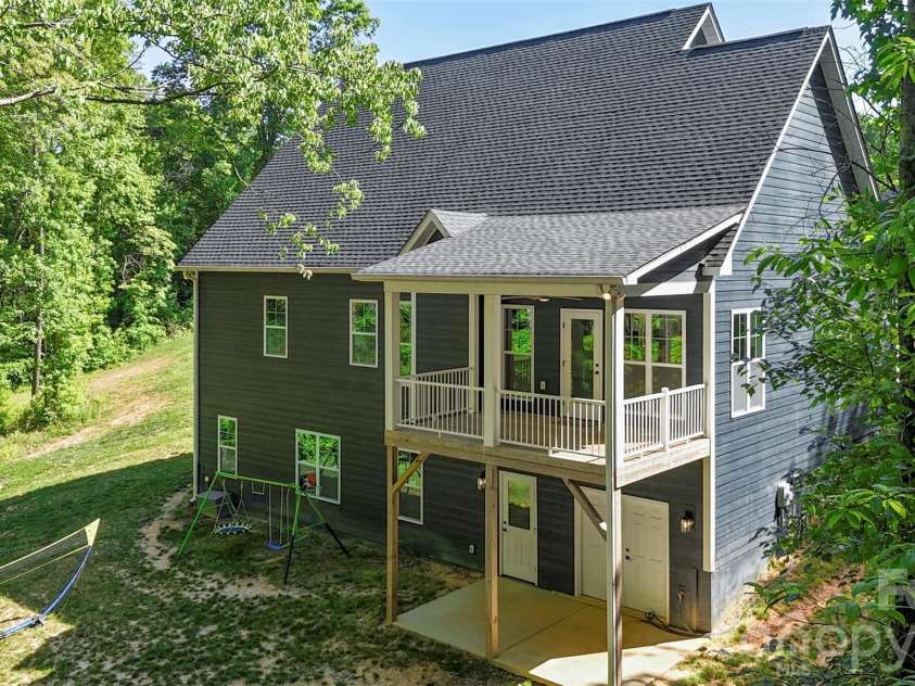 1607 Freemont Drive, Alexis, NC 28006.  MLS# CAR4368958, YatesRealty ID 22268. 