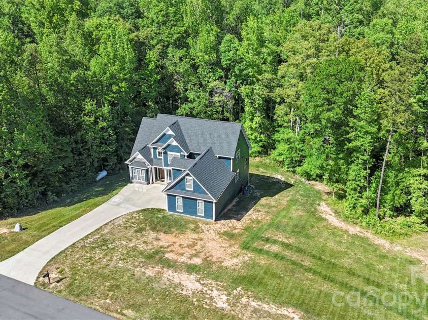 1607 Freemont Drive, Alexis, NC 28006.  MLS# CAR4368958, YatesRealty ID 22268. 