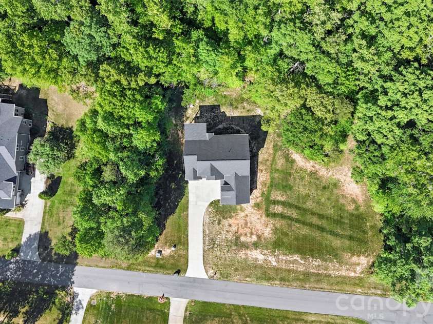 1607 Freemont Drive, Alexis, NC 28006.  MLS# CAR4368958, YatesRealty ID 22268. 