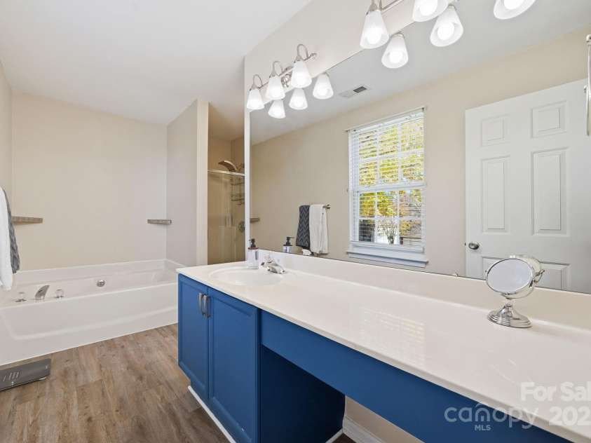 110 Nahcotta Drive, Mooresville, NC 28115.  MLS# CAR4318357, YatesRealty ID 2227. 