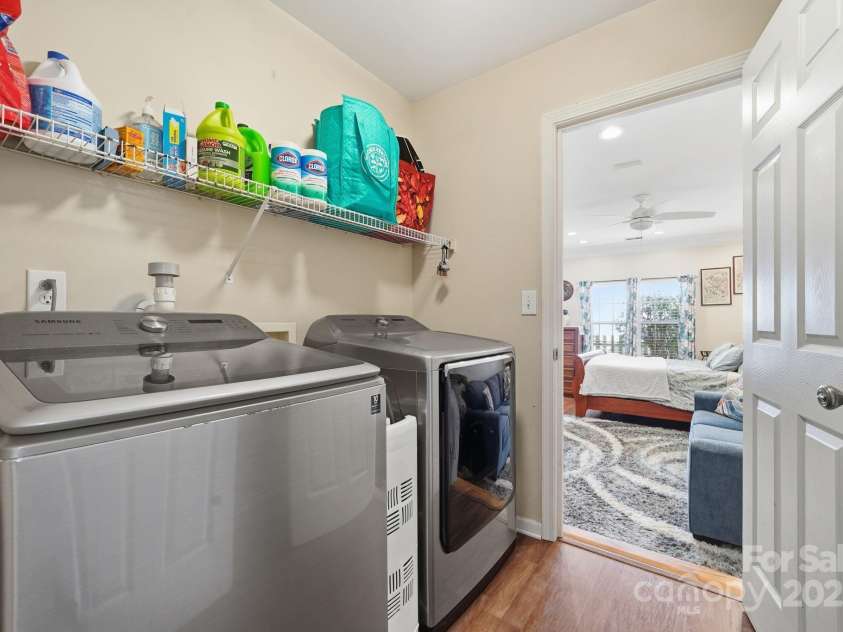 110 Nahcotta Drive, Mooresville, NC 28115.  MLS# CAR4318357, YatesRealty ID 2227. 