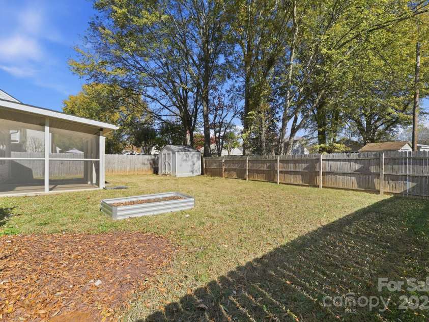 110 Nahcotta Drive, Mooresville, NC 28115.  MLS# CAR4318357, YatesRealty ID 2227. 