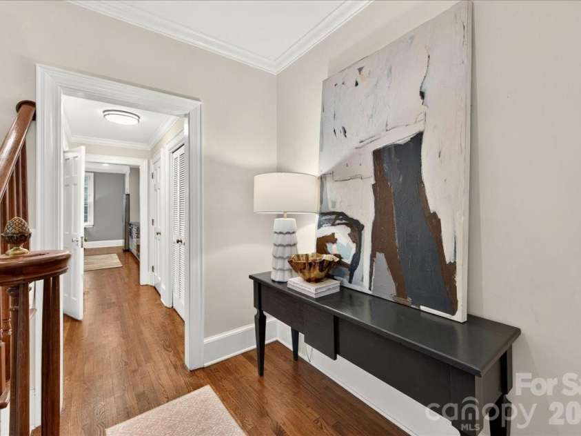 202 Perrin Place, Charlotte, NC 28207.  MLS# CAR4372798, YatesRealty ID 22270. 