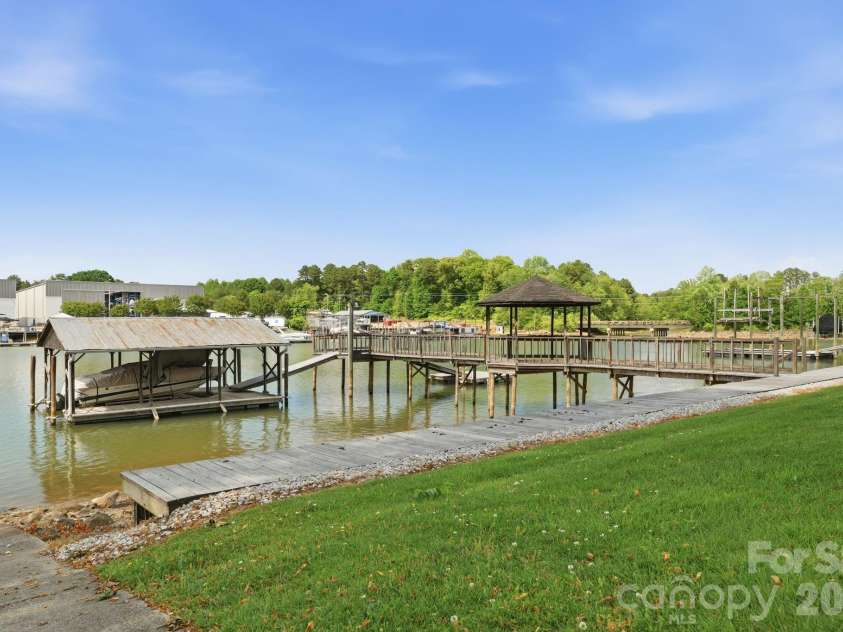 120 Shady Cove Road, Troutman, NC 28166.  MLS# CAR4377254, YatesRealty ID 22271. 