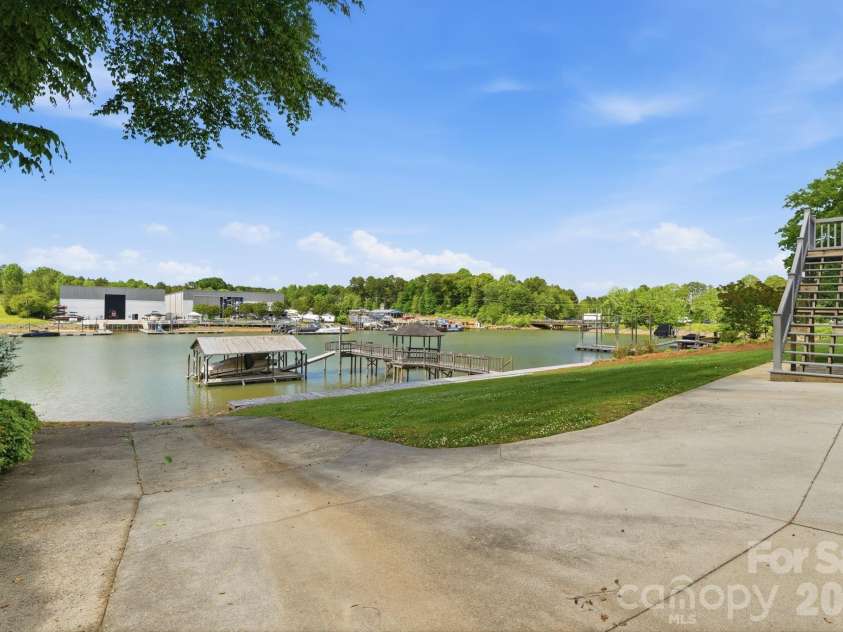 120 Shady Cove Road, Troutman, NC 28166.  MLS# CAR4377254, YatesRealty ID 22271. 