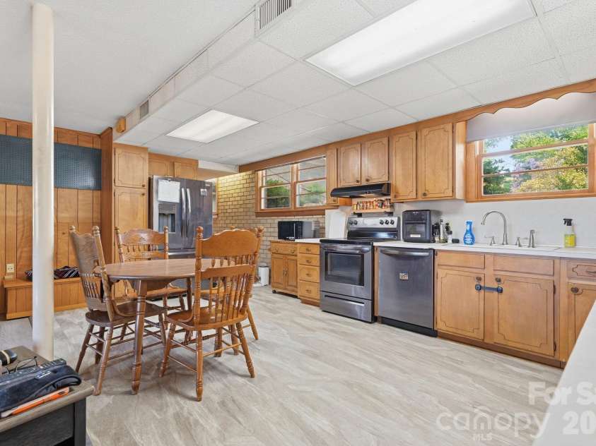 120 Shady Cove Road, Troutman, NC 28166.  MLS# CAR4377254, YatesRealty ID 22271. 