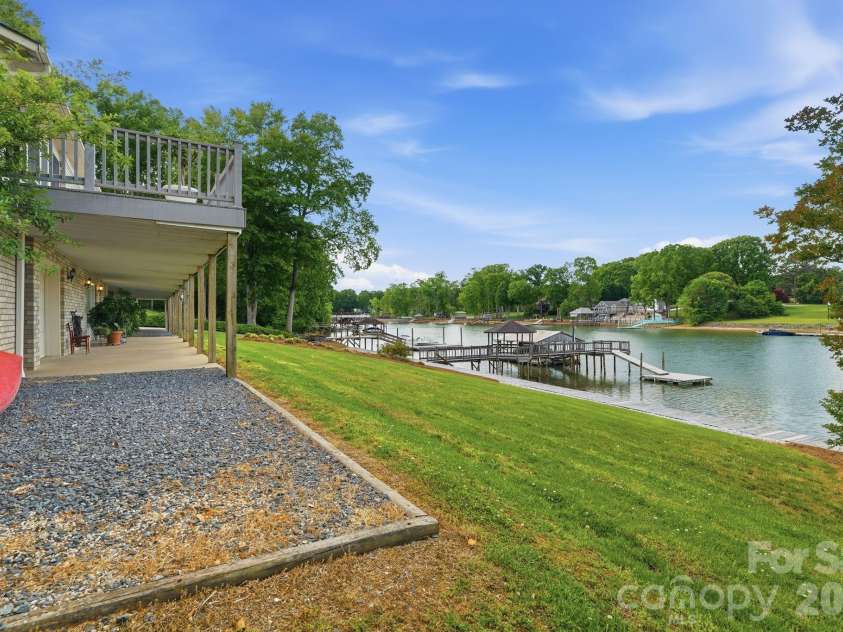 120 Shady Cove Road, Troutman, NC 28166.  MLS# CAR4377254, YatesRealty ID 22271. 