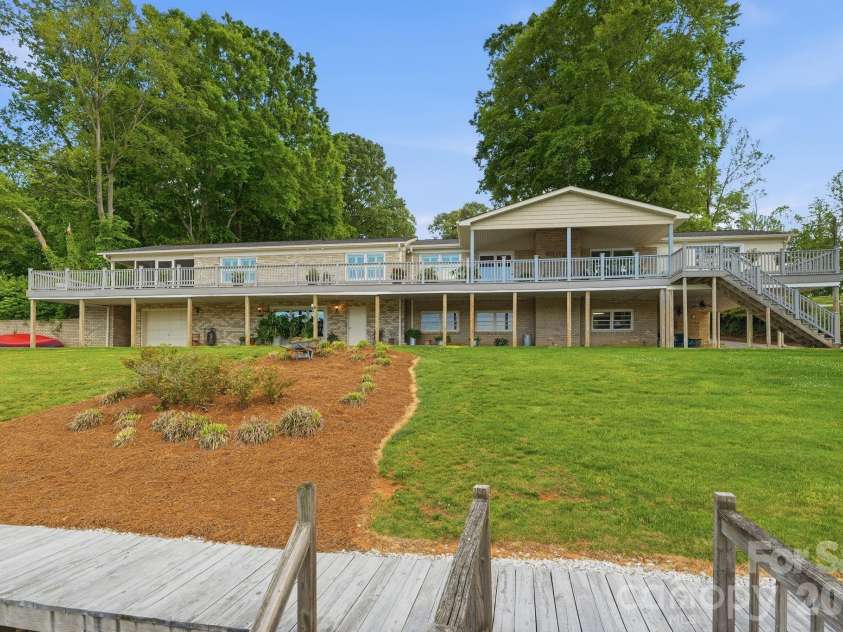120 Shady Cove Road, Troutman, NC 28166.  MLS# CAR4377254, YatesRealty ID 22271. 