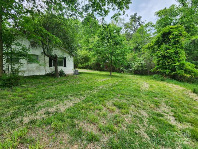 35643 City Lake Drive, Albemarle, NC 28001.  MLS# CAR4250915, YatesRealty ID 22272. 