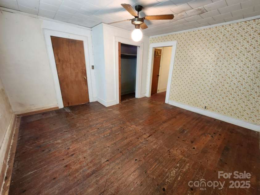 35643 City Lake Drive, Albemarle, NC 28001.  MLS# CAR4250915, YatesRealty ID 22272. Bonus Room 1