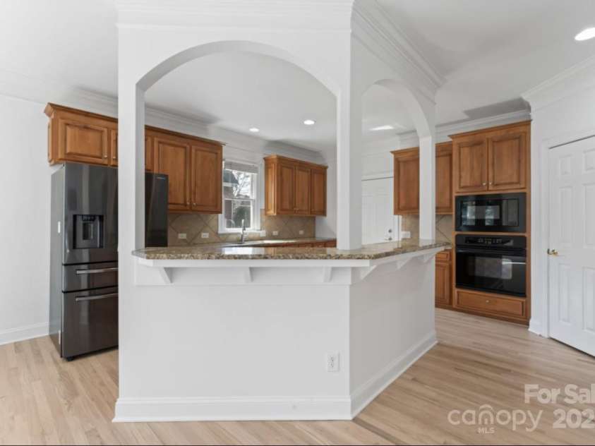 15009 Lisha Lane, Charlotte, NC 28277.  MLS# CAR4239343, YatesRealty ID 22273. 