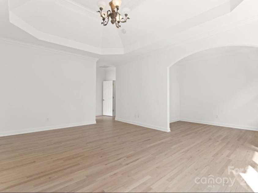 15009 Lisha Lane, Charlotte, NC 28277.  MLS# CAR4239343, YatesRealty ID 22273. 