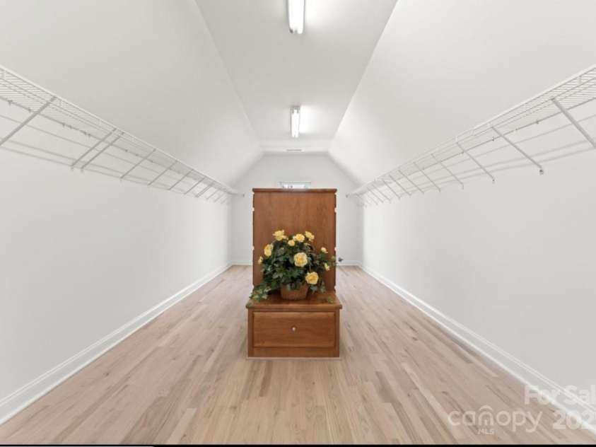 15009 Lisha Lane, Charlotte, NC 28277.  MLS# CAR4239343, YatesRealty ID 22273. 