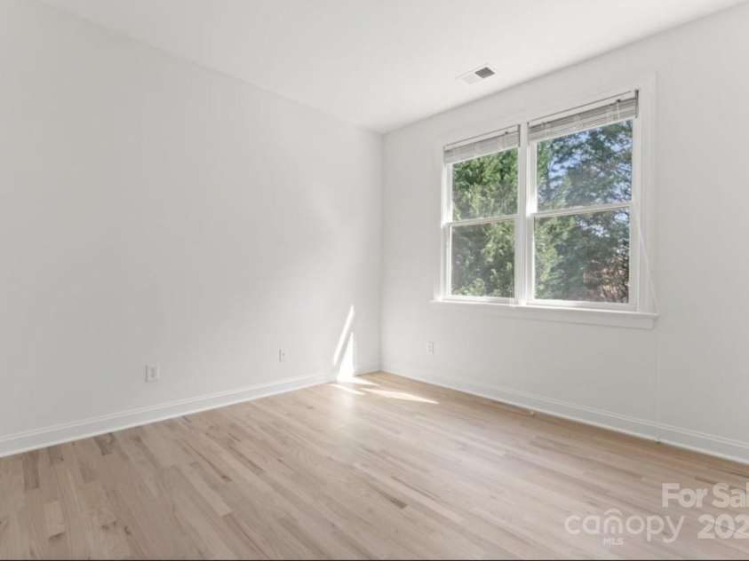 15009 Lisha Lane, Charlotte, NC 28277.  MLS# CAR4239343, YatesRealty ID 22273. 