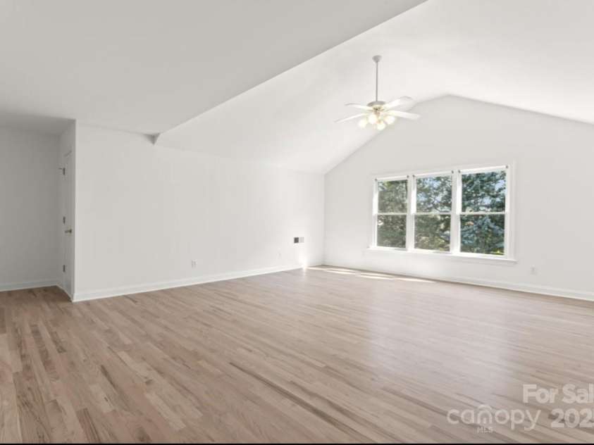 15009 Lisha Lane, Charlotte, NC 28277.  MLS# CAR4239343, YatesRealty ID 22273. 