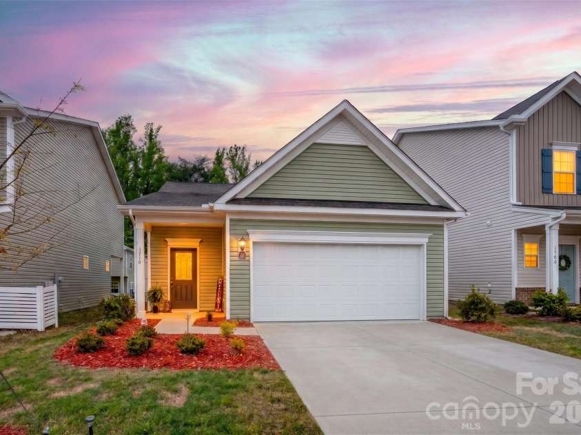 1770 Troon Drive, Salisbury, NC 28144.  MLS# CAR4375599, YatesRealty ID 22273. 