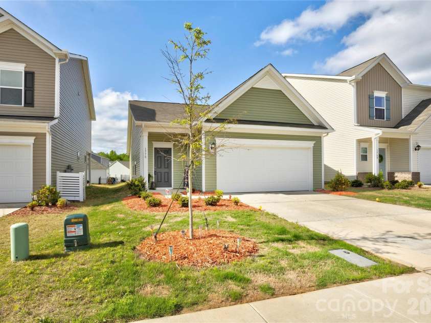 1770 Troon Drive, Salisbury, NC 28144.  MLS# CAR4375599, YatesRealty ID 22273. 