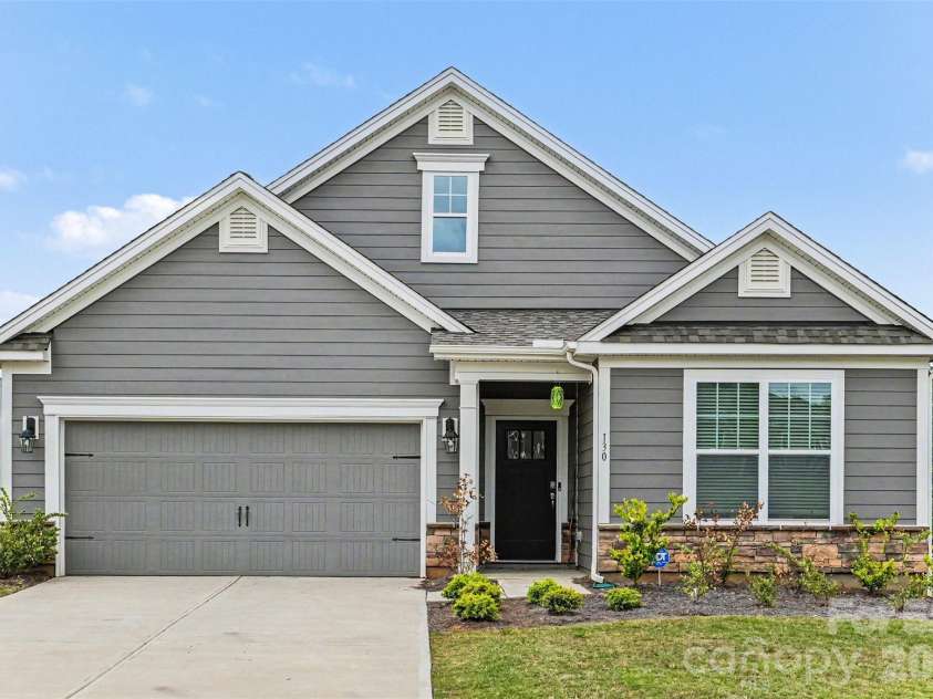 130 Ari Avenue, Troutman, NC 28166.  MLS# CAR4377945, YatesRealty ID 22274. 