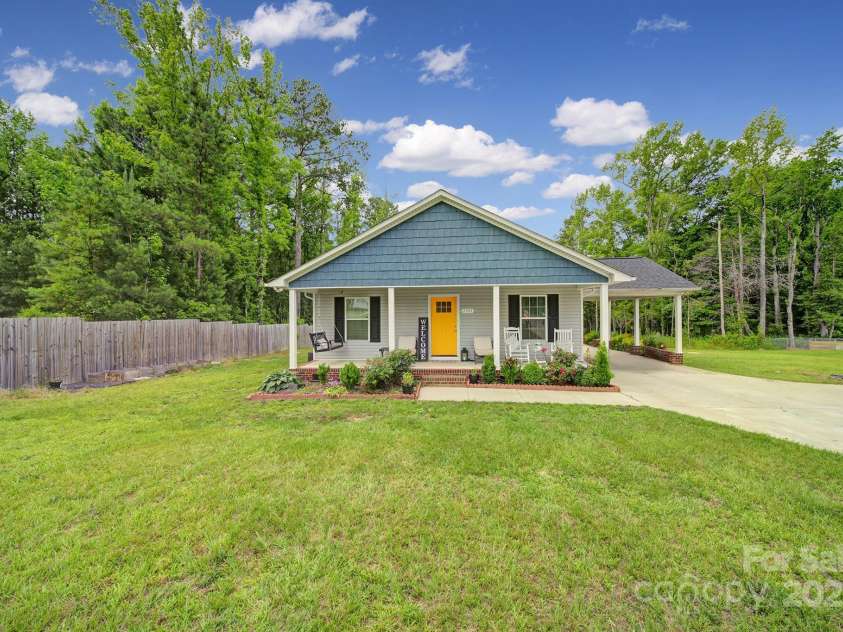 2302 Douglas Road, Lancaster, SC 29720.  MLS# CAR4264125, YatesRealty ID 22274. 