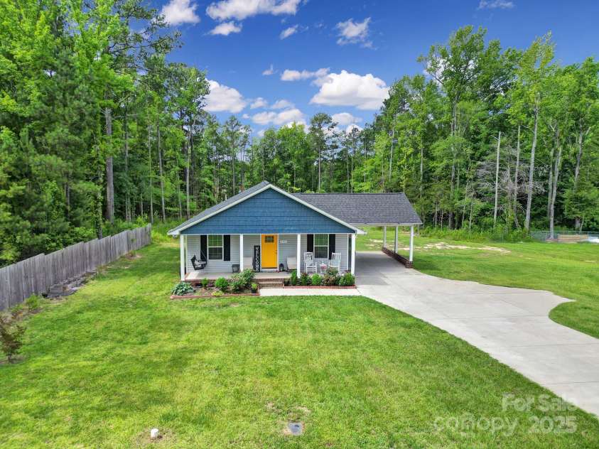 2302 Douglas Road, Lancaster, SC 29720.  MLS# CAR4264125, YatesRealty ID 22274. 