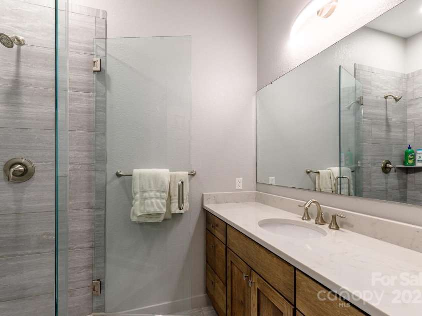 114 Slickrock Road, Burnsville, NC 28714.  MLS# CAR4269571, YatesRealty ID 22275. 