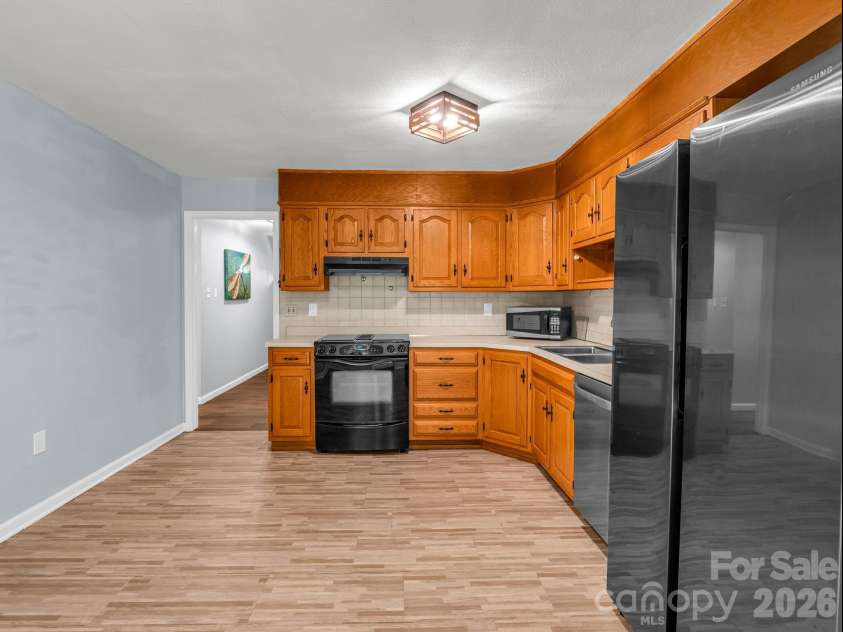 92 Greenwood Acres Drive, Mills River, NC 28759.  MLS# CAR4379255, YatesRealty ID 22276. 