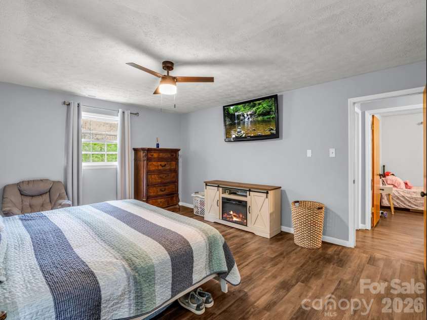 92 Greenwood Acres Drive, Mills River, NC 28759.  MLS# CAR4379255, YatesRealty ID 22276. 