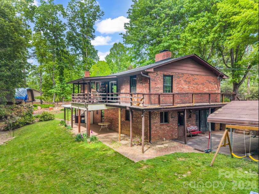 92 Greenwood Acres Drive, Mills River, NC 28759.  MLS# CAR4379255, YatesRealty ID 22276. 