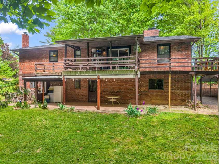 92 Greenwood Acres Drive, Mills River, NC 28759.  MLS# CAR4379255, YatesRealty ID 22276. 