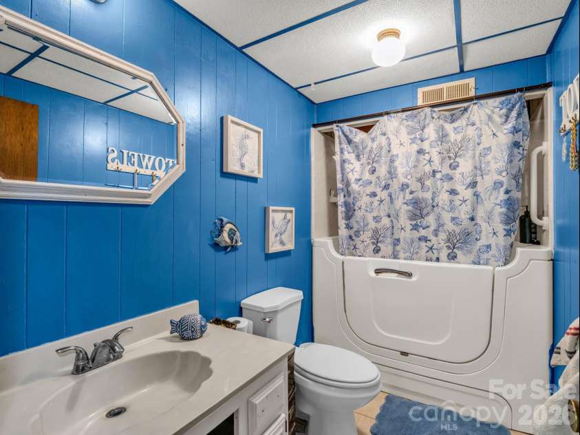 92 Greenwood Acres Drive, Mills River, NC 28759.  MLS# CAR4379255, YatesRealty ID 22276. Basement bathroom