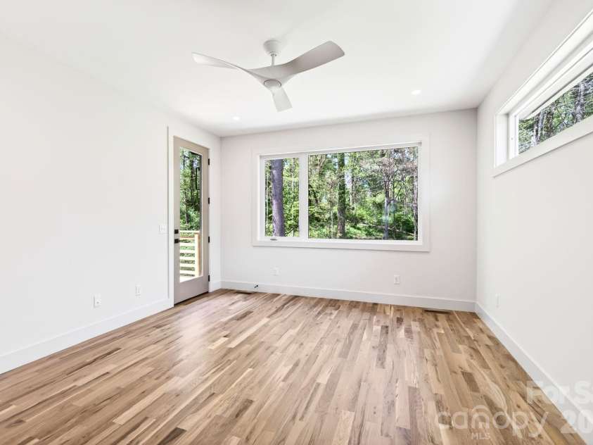 63 Orrinel Way, Asheville, NC 28806.  MLS# CAR4375047, YatesRealty ID 22277. Primary Suite on Main Level with Deck Access