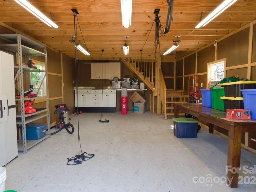 7869 Cherry Point Drive, Denver, NC 28037.  MLS# CAR4263113, YatesRealty ID 22277. Main floor barn