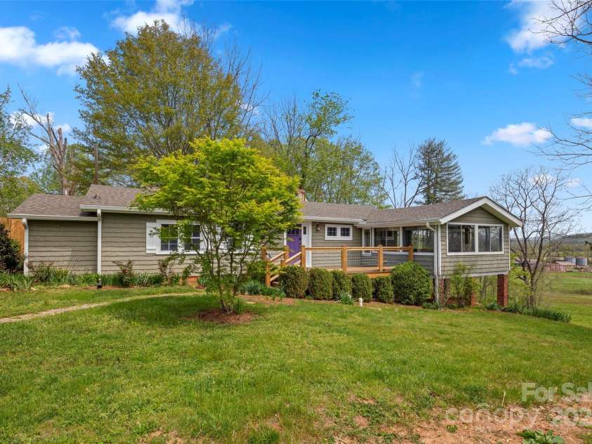 139 Neely Road, Brevard, NC 28712.  MLS# CAR4190177, YatesRealty ID 22278. 