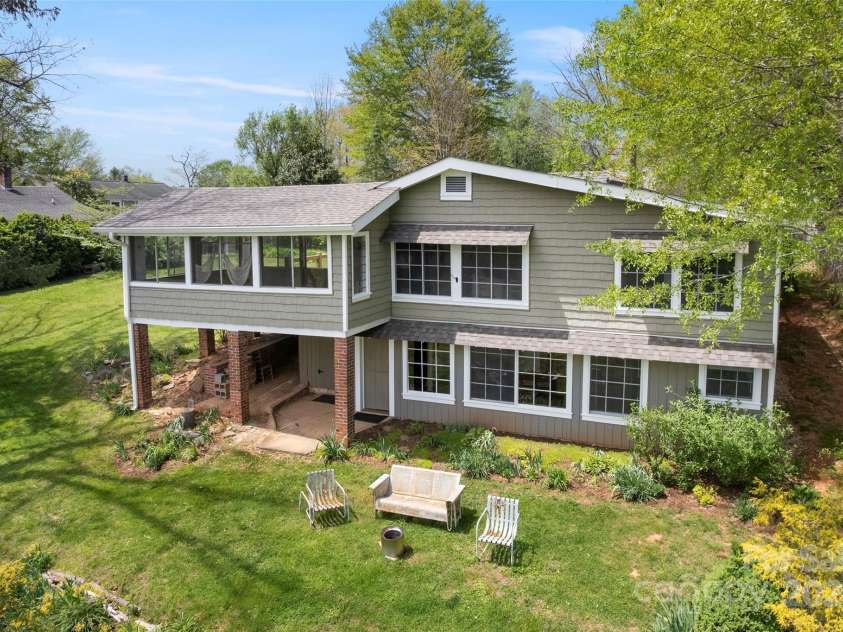 139 Neely Road, Brevard, NC 28712.  MLS# CAR4190177, YatesRealty ID 22278. 