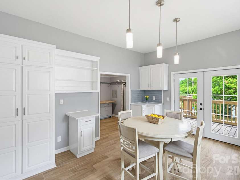 314 Ridge Avenue, Kannapolis, NC 28083.  MLS# CAR4376356, YatesRealty ID 22278. 