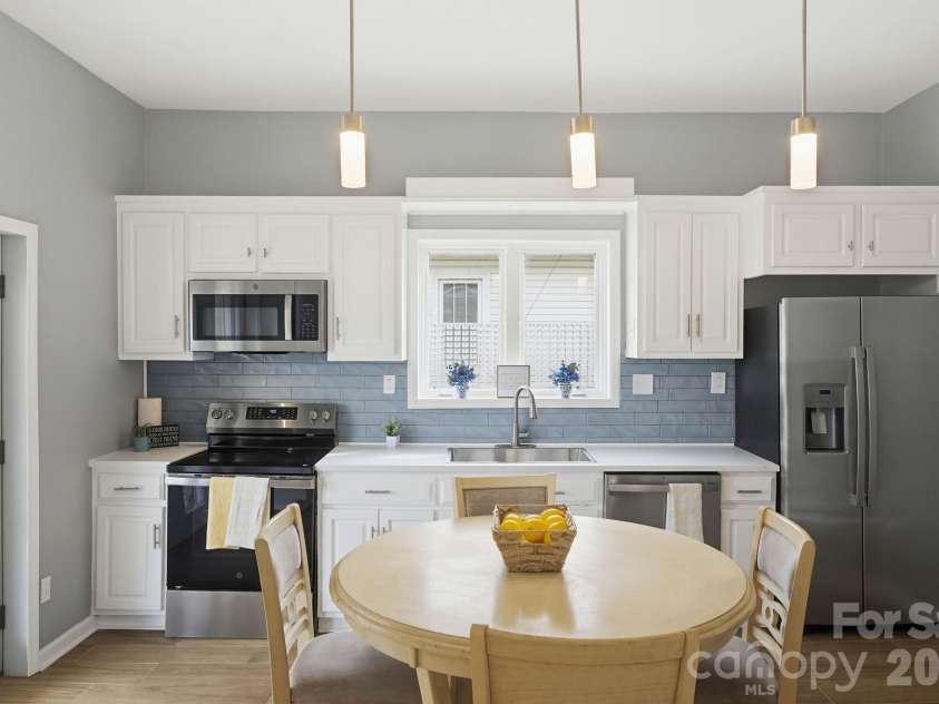 314 Ridge Avenue, Kannapolis, NC 28083.  MLS# CAR4376356, YatesRealty ID 22278. 