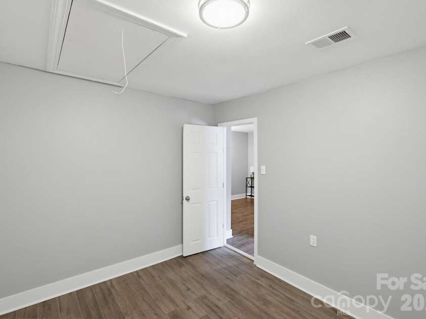 314 Ridge Avenue, Kannapolis, NC 28083.  MLS# CAR4376356, YatesRealty ID 22278. 