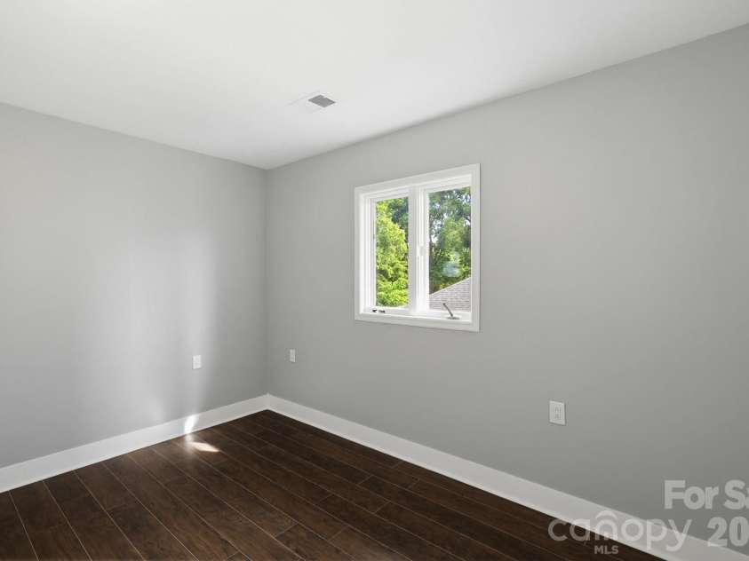 314 Ridge Avenue, Kannapolis, NC 28083.  MLS# CAR4376356, YatesRealty ID 22278. 