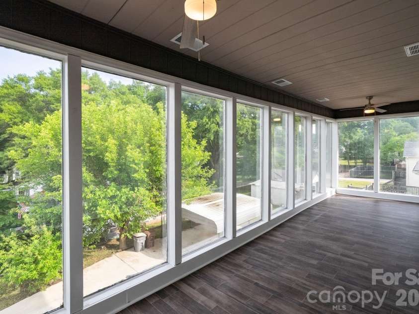 314 Ridge Avenue, Kannapolis, NC 28083.  MLS# CAR4376356, YatesRealty ID 22278. 