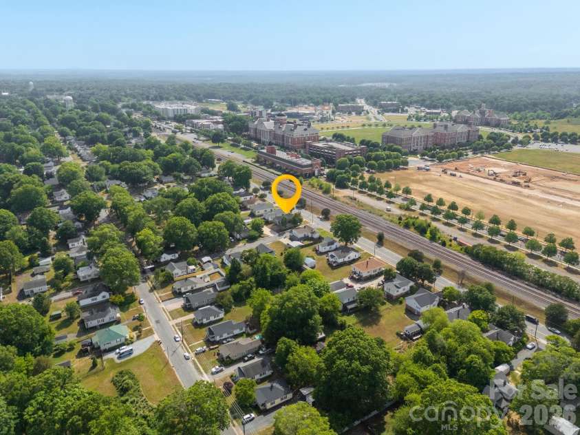 314 Ridge Avenue, Kannapolis, NC 28083.  MLS# CAR4376356, YatesRealty ID 22278. 