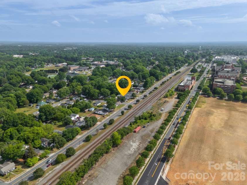 314 Ridge Avenue, Kannapolis, NC 28083.  MLS# CAR4376356, YatesRealty ID 22278. 